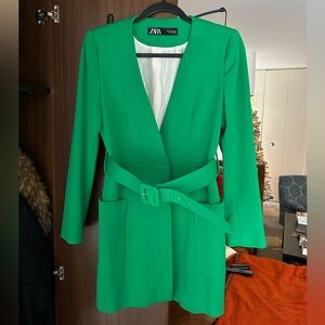 ❌SOLD❌Zara green dress blazer with belt